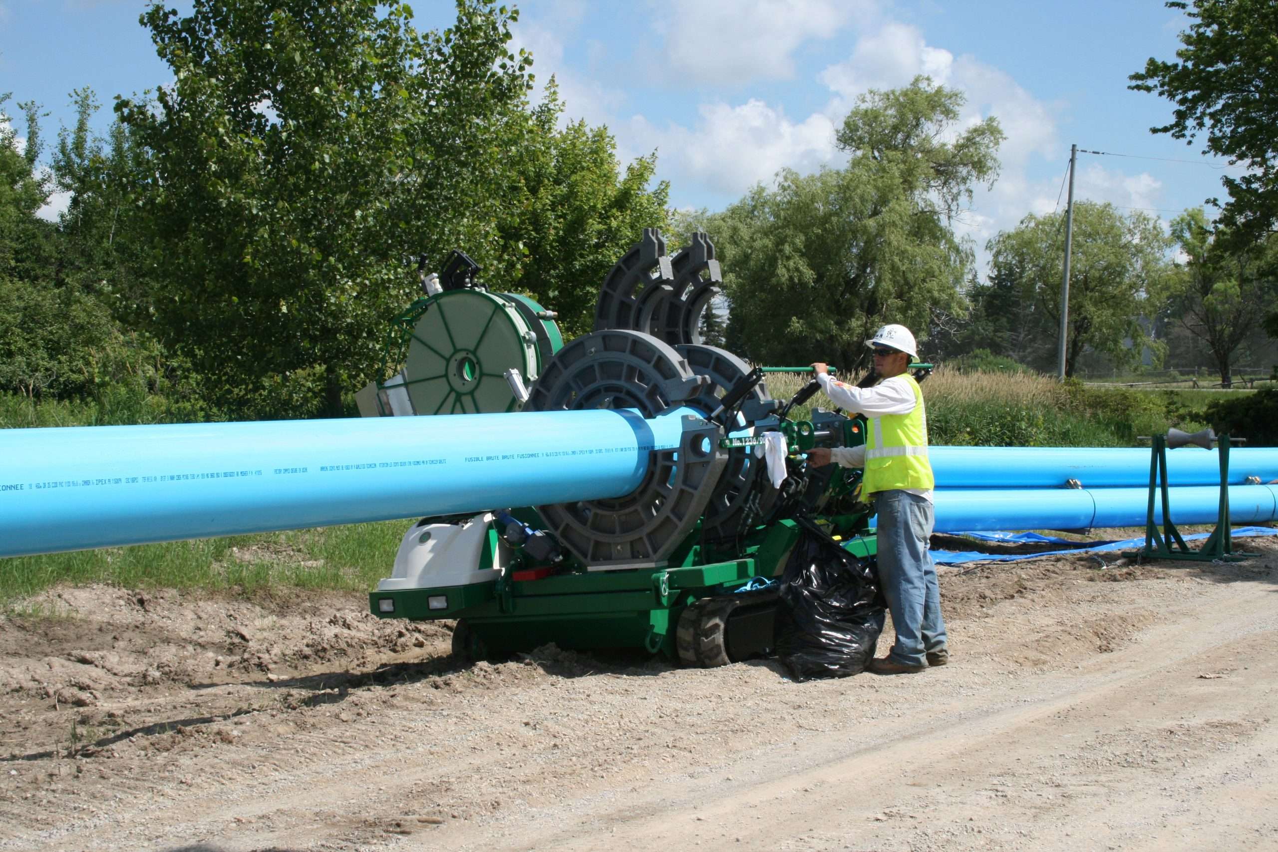 Fusible pipe being fused