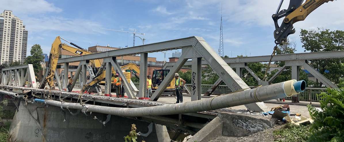 TerraBrute pipe at Ridout Street Bridge